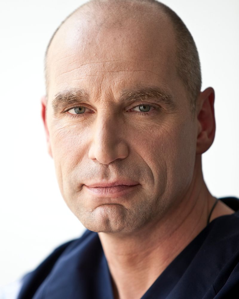 Dr. med. Jörg Knop